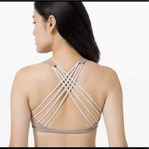 Lululemon Free to be Wild bra size 6 NWT